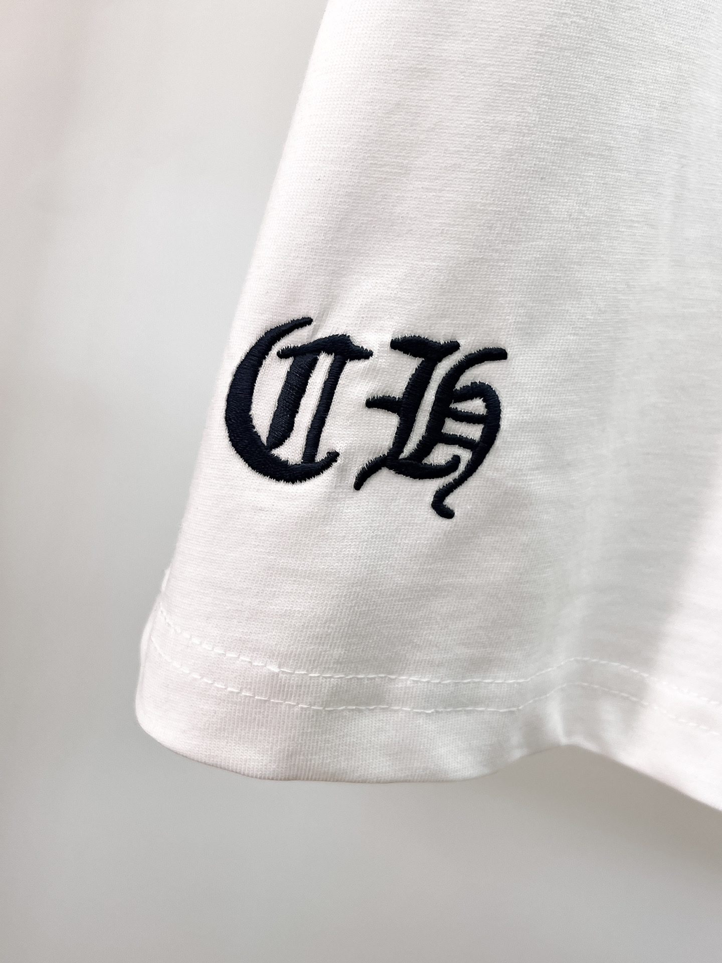 short sleeves